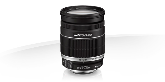 EF-S 18-200mm f3.5-5.6 IS