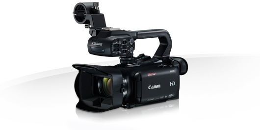 Canon XA30